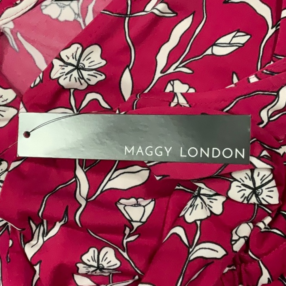 Maggy London Dark Pink & White Long Maxi Dress, Size 8 - Picture 5 of 7